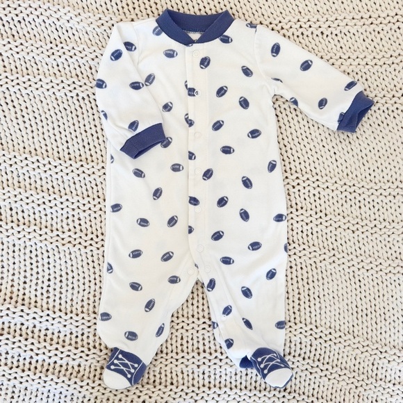 Carter’s Baby Boy Football Fleece One Piece Zip Up Footies Onesie Pajama Size 3M - Picture 1 of 4